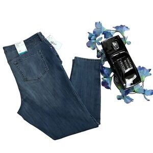 Style & Co. NWT Mid Rise Curvy Skinny Leg Jeans Women 16